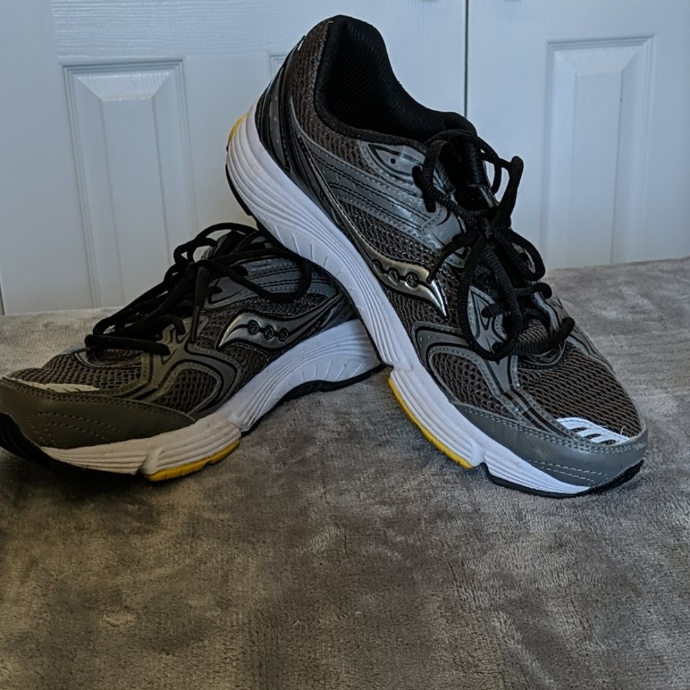 Saucony- Grid Liberate